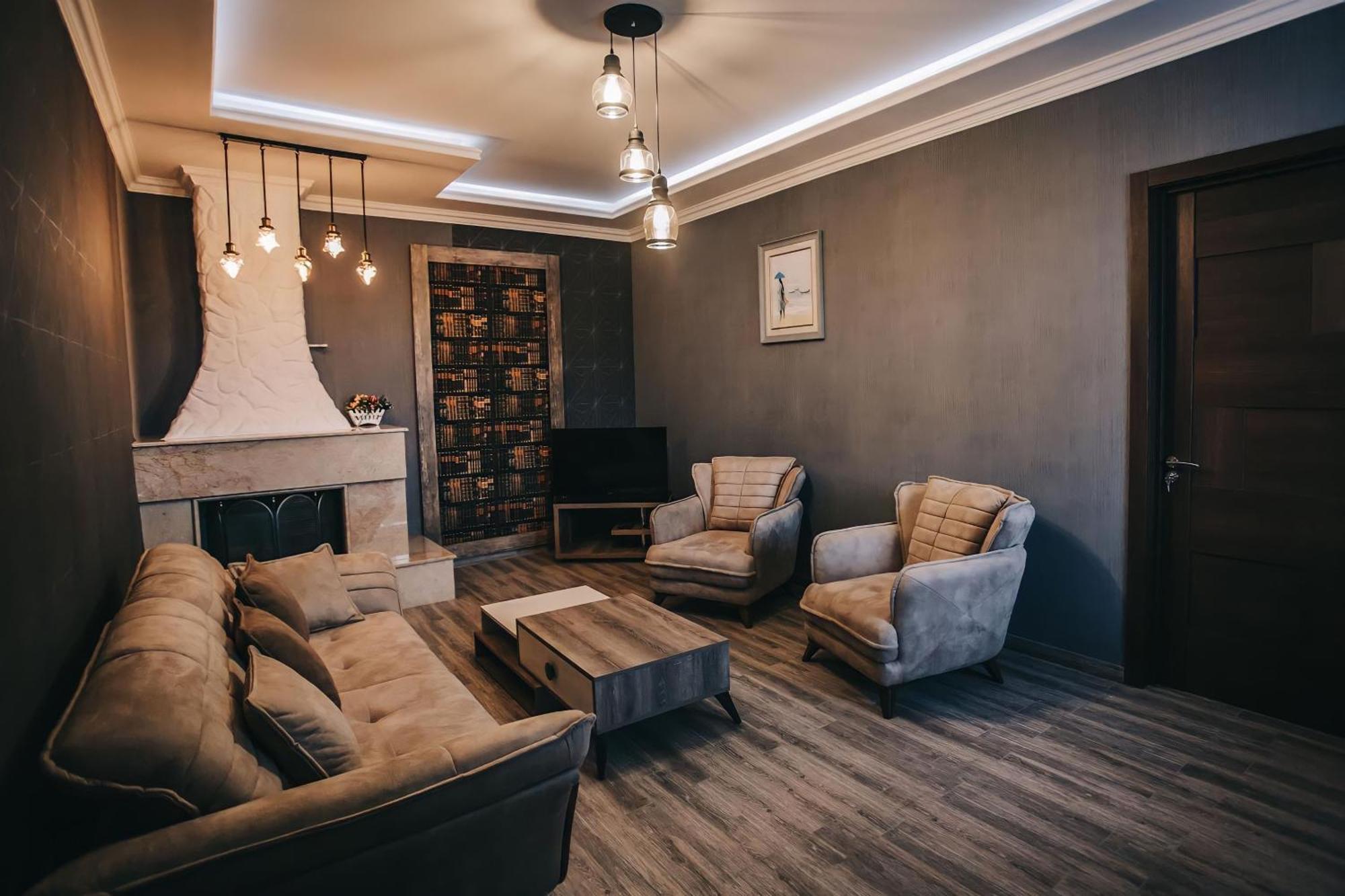 7 Rooms Hotel Tserovani Ngoại thất bức ảnh
