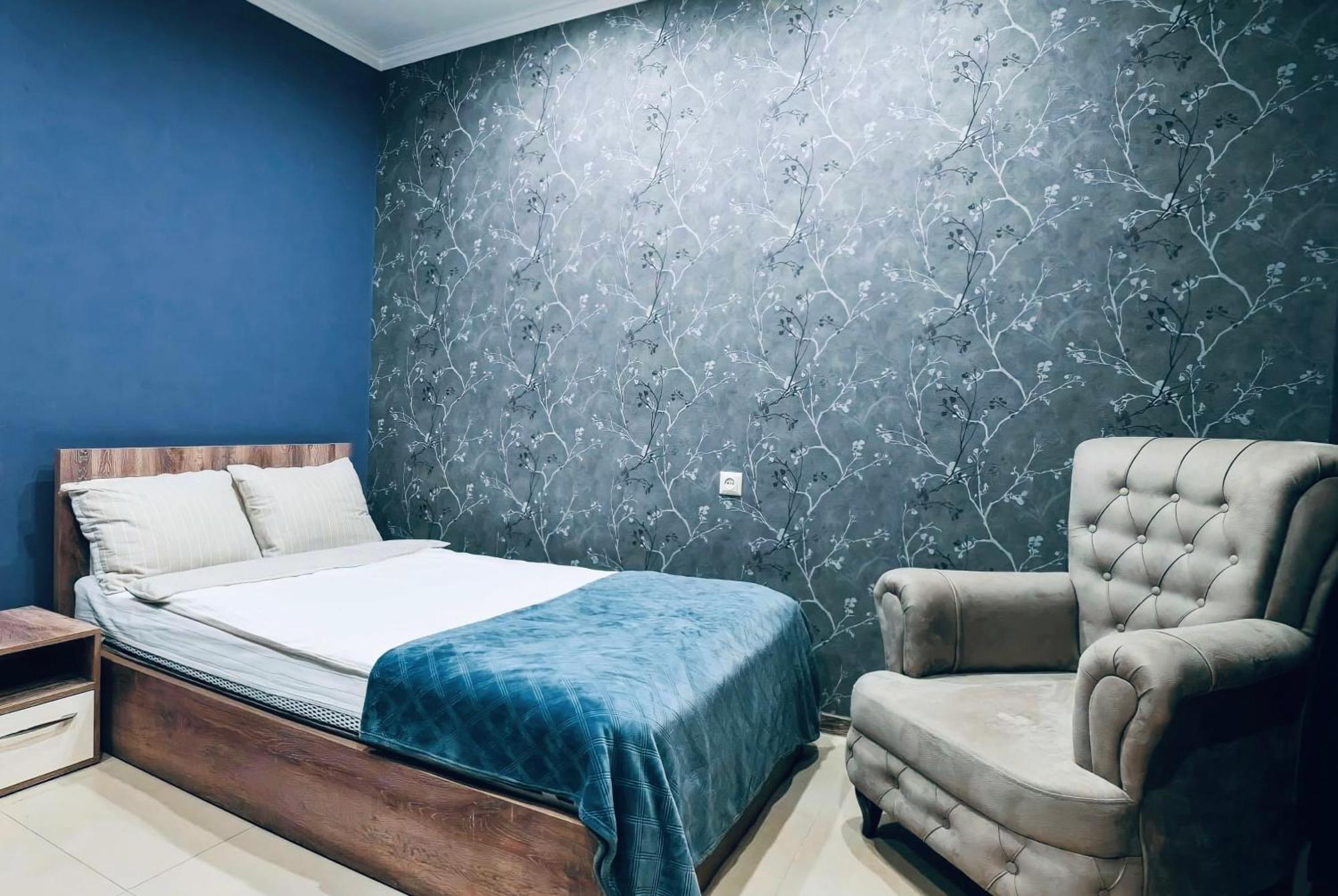 7 Rooms Hotel Tserovani Ngoại thất bức ảnh