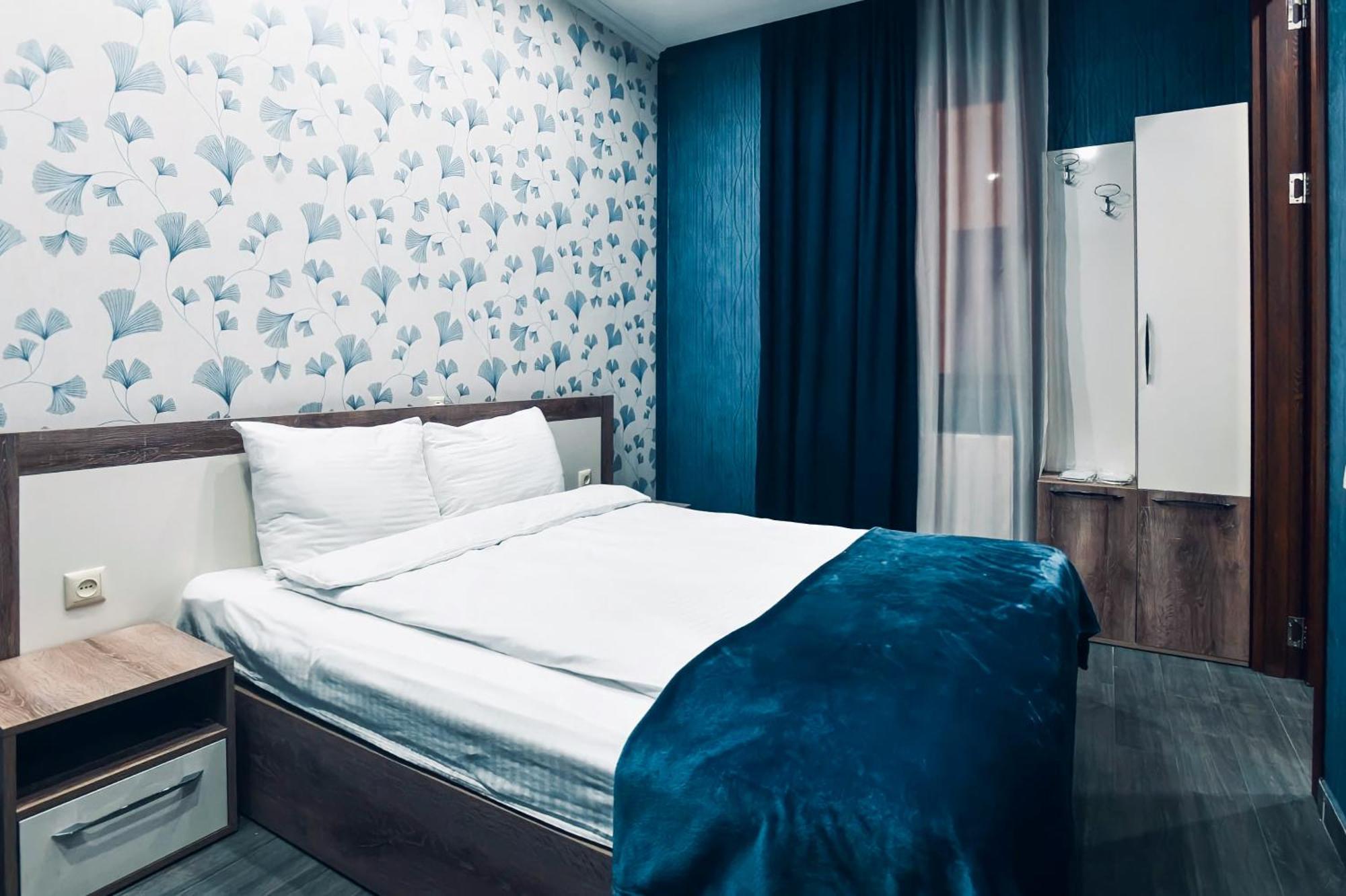 7 Rooms Hotel Tserovani Ngoại thất bức ảnh